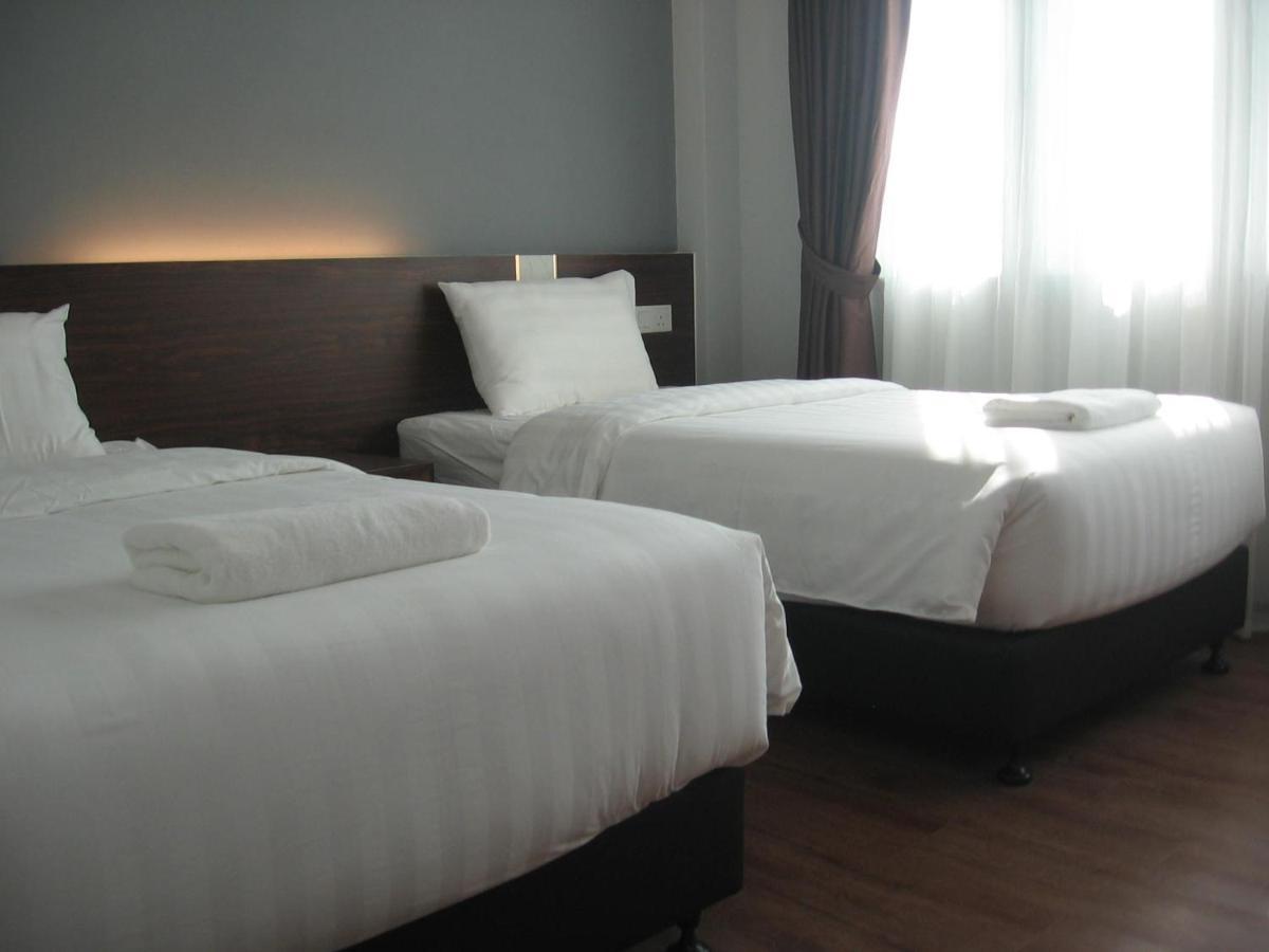 707 Hotel  Malacca Bagian luar foto