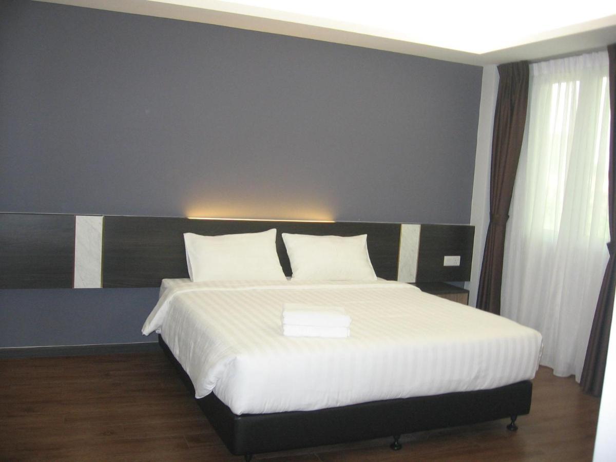 707 Hotel  Malacca Bagian luar foto